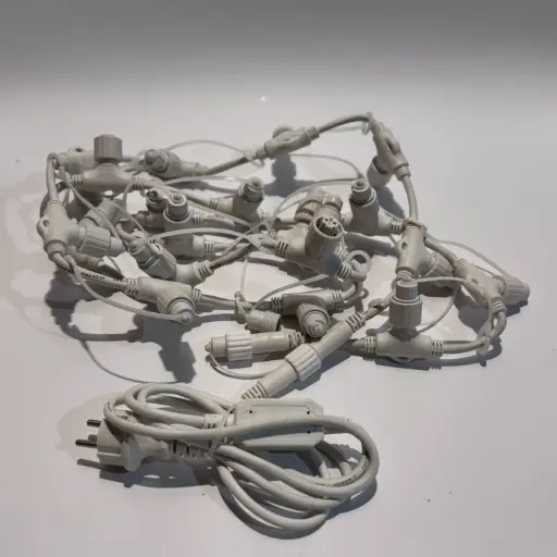 [POL-SE20S-W] PRO magistralinis kabelis LED užuolaidoms POLAMP, 20xF 1xM, 2,5m, baltas, IP67